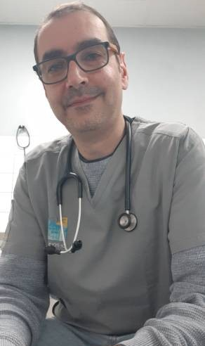 Dr Polin  Vétérinaire associé. Diplômé de l'Ecole Nationale Vétérinaire d'Alfort en 1997, pratique la médecine et la chirurgie des petits animaux de compagnie de façon intensive depuis maintenant 28 ans.  